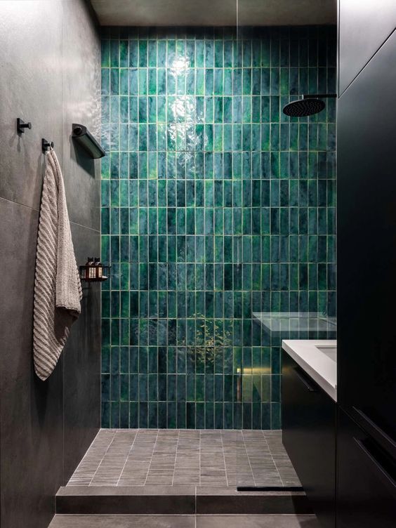 salle de bain bleu canard